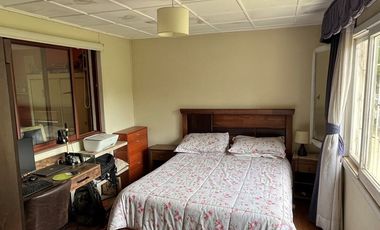 Venta Casa, gran terreno, uso mixto