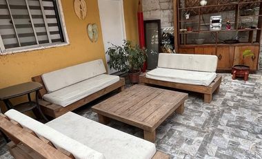 Venta Casa, gran terreno, uso mixto