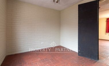 Acogedora casa, ubicada en pasaje, barrio antiguo residencial