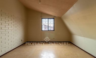 Acogedora casa, ubicada en pasaje, barrio antiguo residencial