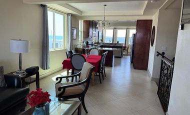 Edificio en Venta en Playas de Rosarito – 3 Departamentos a 100 metros del Mar