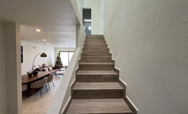 Casa en renta en Entrenubes Residencial 3 recámaras