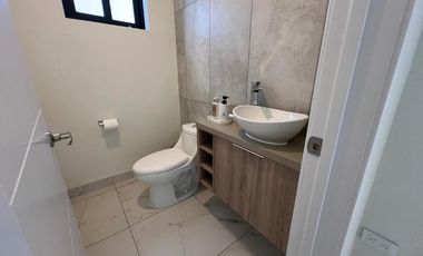 Casa en renta en Entrenubes Residencial 3 recámaras