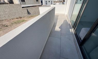 Casa en renta en Entrenubes Residencial 3 recámaras