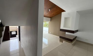 Casa en Venta en Colinas de Agua Caliente