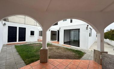 Casa en Venta en Colinas de Agua Caliente