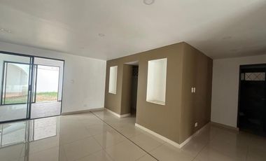 Casa en Venta en Colinas de Agua Caliente