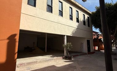 Local modular en renta en Pueblo Amigo 193 m2