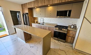 Venta de Casa Entre Nubes en Bulevar Cuauhtémoc Tijuana