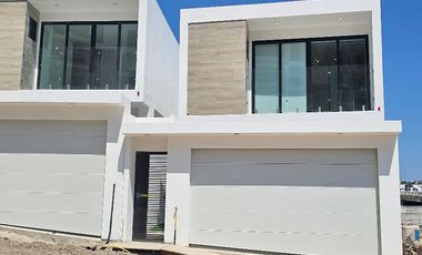 Venta de Casa Entre Nubes en Bulevar Cuauhtémoc Tijuana