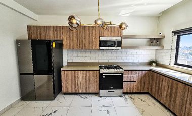 Venta de Casa en zona Jardines de Aguacalientes Uptown