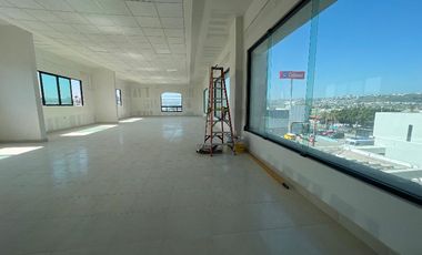 Local comercial en renta Plaza Victoria