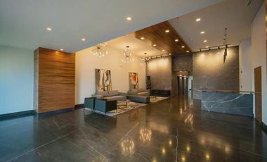 Oficina en Central Toreo con vista a Santa María- Andador- Agua Caliente