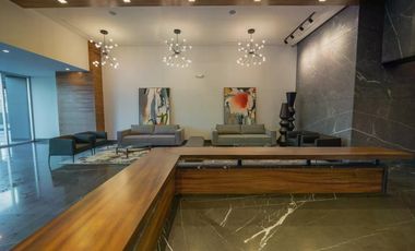 Oficina en Central Toreo con vista a Santa María- Andador- Agua Caliente