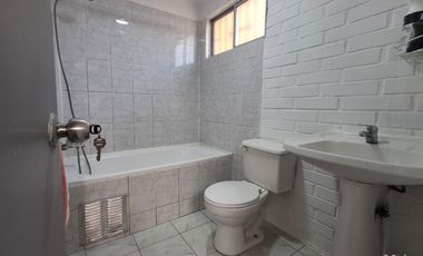 Puente Alto Casa En Arriendo 2H 1B 2E Las Mercedes