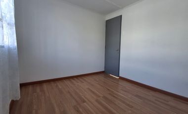 Puente Alto Casa En Arriendo 2H 1B 2E Las Mercedes