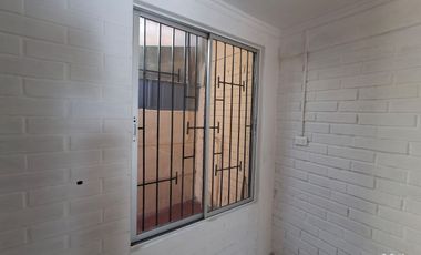 Puente Alto Casa En Arriendo 2H 1B 2E Las Mercedes