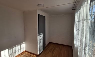 Puente Alto Casa En Arriendo 2H 1B 2E Las Mercedes