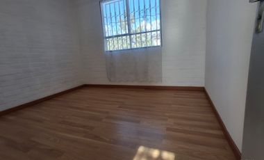 Puente Alto Casa En Arriendo 2H 1B 2E Las Mercedes