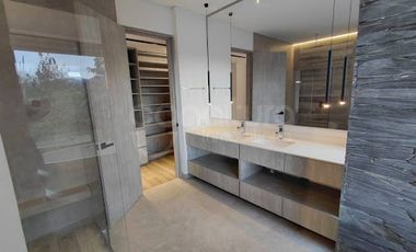 ARRIENDO de CASAS en ENVIGADO