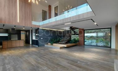 ARRIENDO de CASAS en ENVIGADO