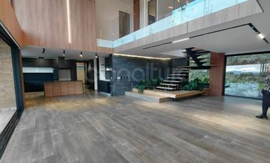 ARRIENDO de CASAS en ENVIGADO