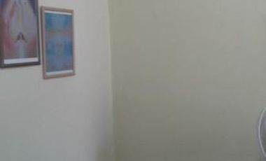 Monoambiente en PH interno con pequeño patio - Banfield E.