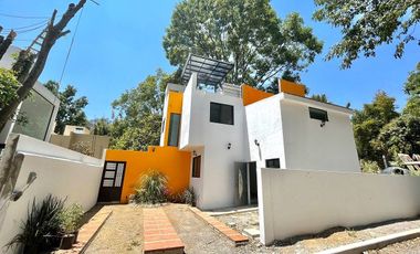 CASA  EN VENTA AL NORTE DE CUERNAVACA