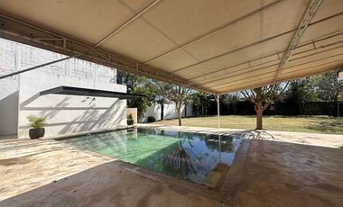 Casa en venta en esquina ubicada en Cholul