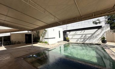 Casa en venta en esquina ubicada en Cholul