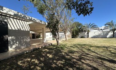 Casa en venta en esquina ubicada en Cholul