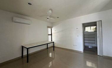 Casa en venta en esquina ubicada en Cholul