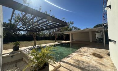 Casa en venta en esquina ubicada en Cholul