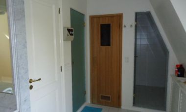 Venta con Renta  Imponente Casa en Lomas de San Isidro 10 ambientes