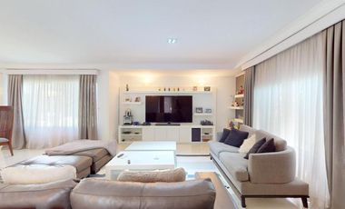 Casa - Abril Club De Campo