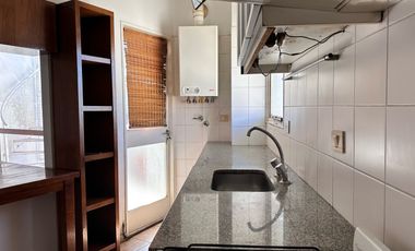 Casa en venta-Los Naranjos-2.900m Lote-Pileta-5 Amb.