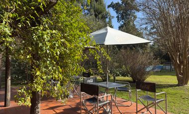Casa en venta-Los Naranjos-2.900m Lote-Pileta-5 Amb.