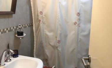 Semipiso 2 AMB con cochera, excelente ubicación - Banfield E.