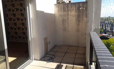 DEPTO 4 AMBIENTES EN DOS PLANTAS