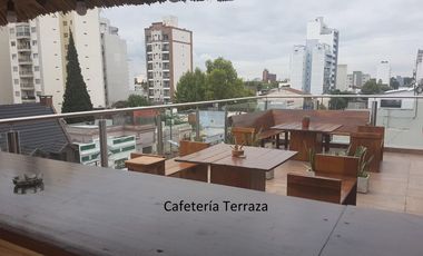 Oficina de Categoría en el centro de Banfield Este