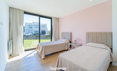 Casa con pileta en Mar del Plata