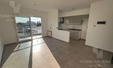 Departamento 2 Ambientes con cochera y baulera - Quilmes Centro