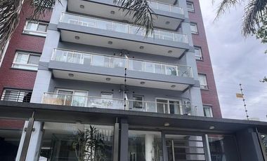 Departamento 2 Ambientes con cochera y baulera - Quilmes Centro