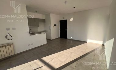 Departamento 2 Ambientes con cochera y baulera - Quilmes Centro