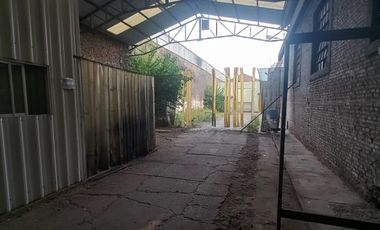 Depósito en Alquiler de 2000 m2 cubiertos - La Tablada