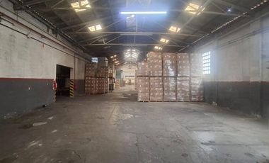 Depósito en Alquiler de 2000 m2 cubiertos - La Tablada