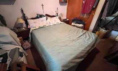 Se vende casa con dos dormitorios en Olivos