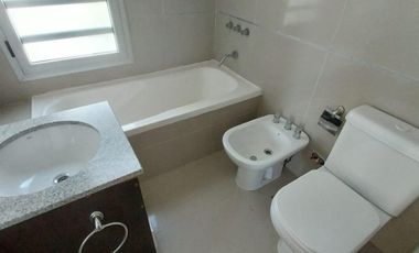 Departamento en Banfield Este