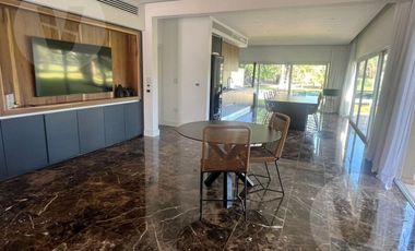 Casa en venta y alquiler - Barrio Saint Thomas Este, Canning