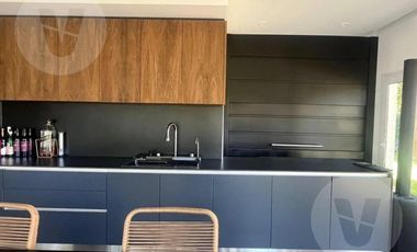 Casa en venta y alquiler - Barrio Saint Thomas Este, Canning